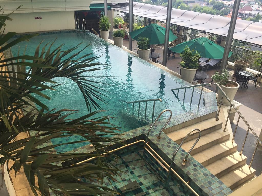 Roosseno Plaza Serviced Apartment Jakarta Exterior photo