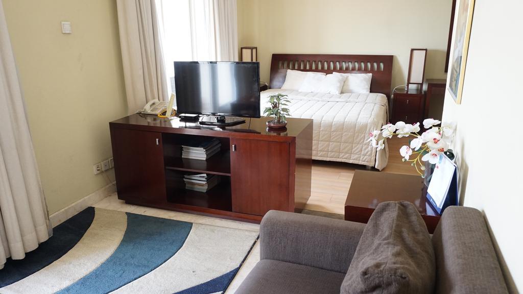 Roosseno Plaza Serviced Apartment Jakarta Exterior photo