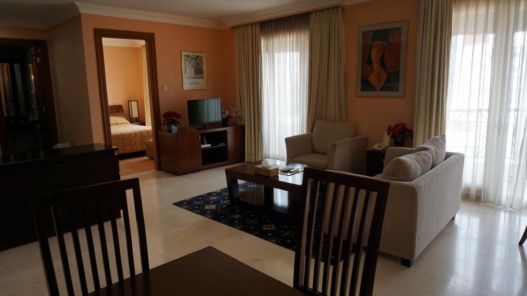 Roosseno Plaza Serviced Apartment Jakarta Exterior photo