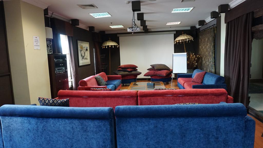 Roosseno Plaza Serviced Apartment Jakarta Exterior photo