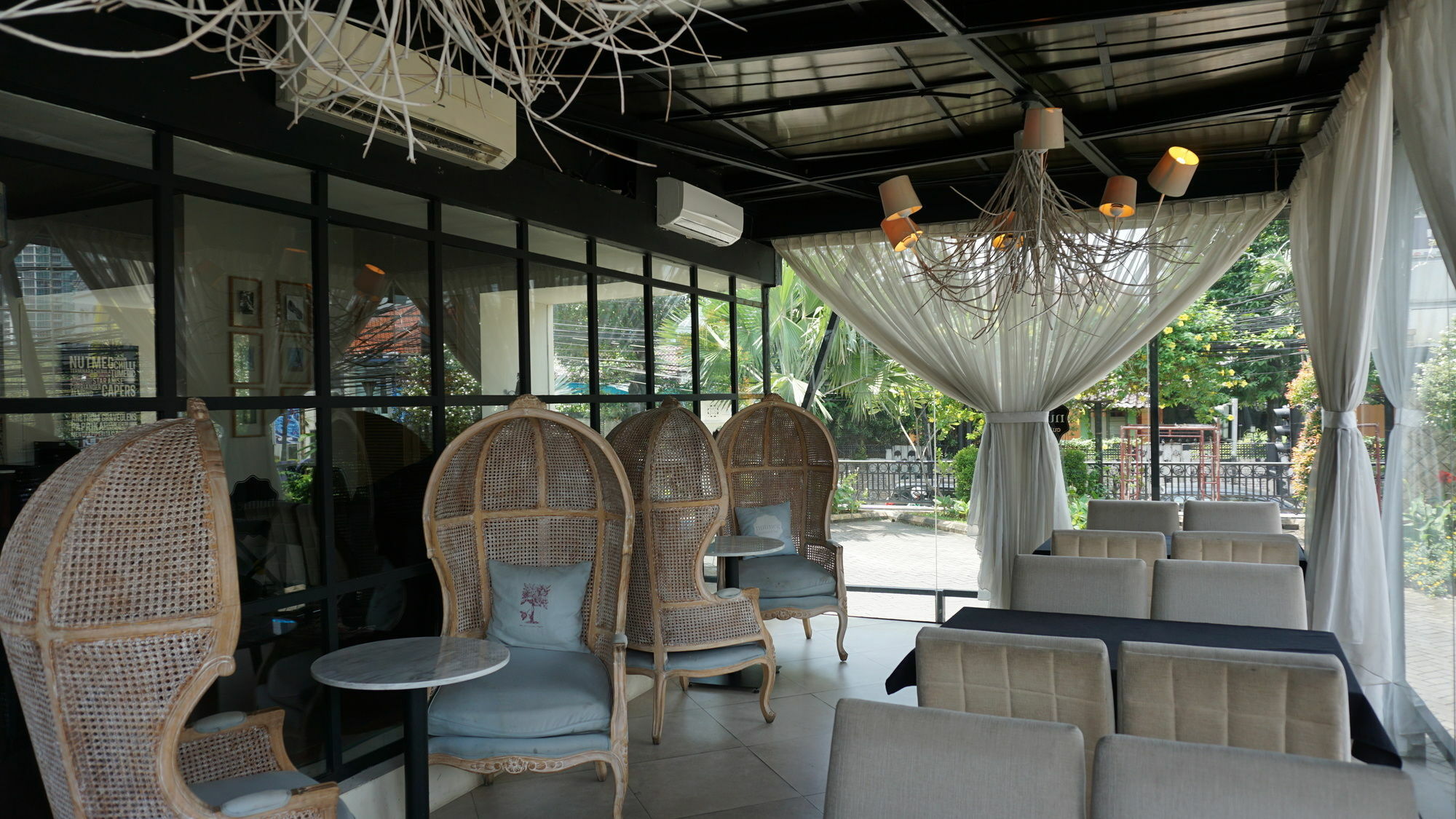 Roosseno Plaza Serviced Apartment Jakarta Exterior photo