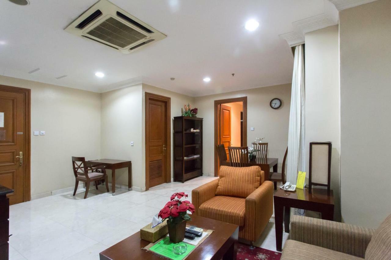 Roosseno Plaza Serviced Apartment Jakarta Exterior photo